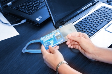 PolGer_Wrocław_Holder_z_taśmą_sklep_usługi